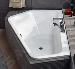 Duravit Paiova 5 - Asymmetrisch Bad, 1770x1300 Mm, Links, Wit 700390000000000 -Badkamer Paradijs 1e918b5fbaf2c54445fca9f4